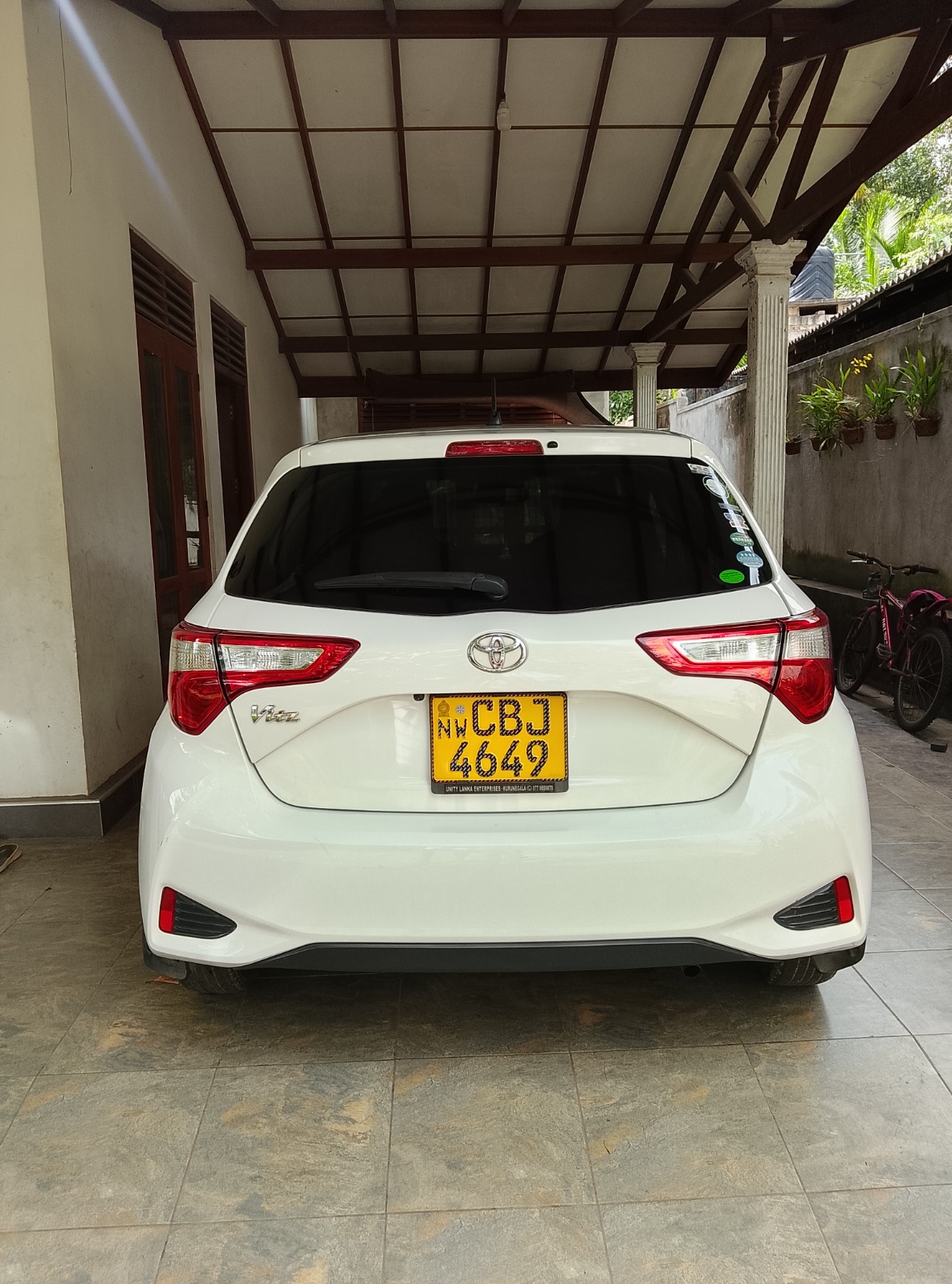 Toyota Vitz 2017