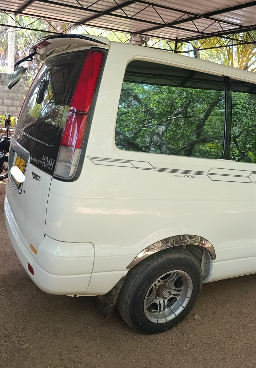 Toyota Noah Diesel 1997