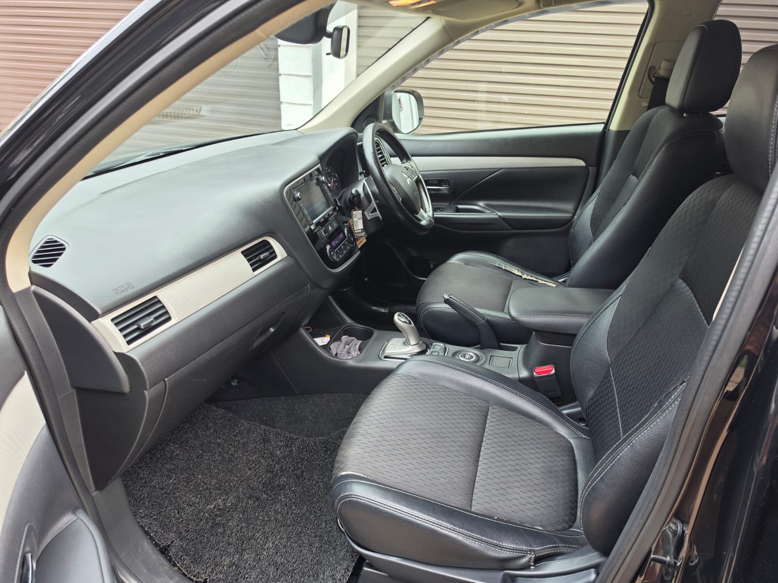 Mitsubishi Outlander 2013