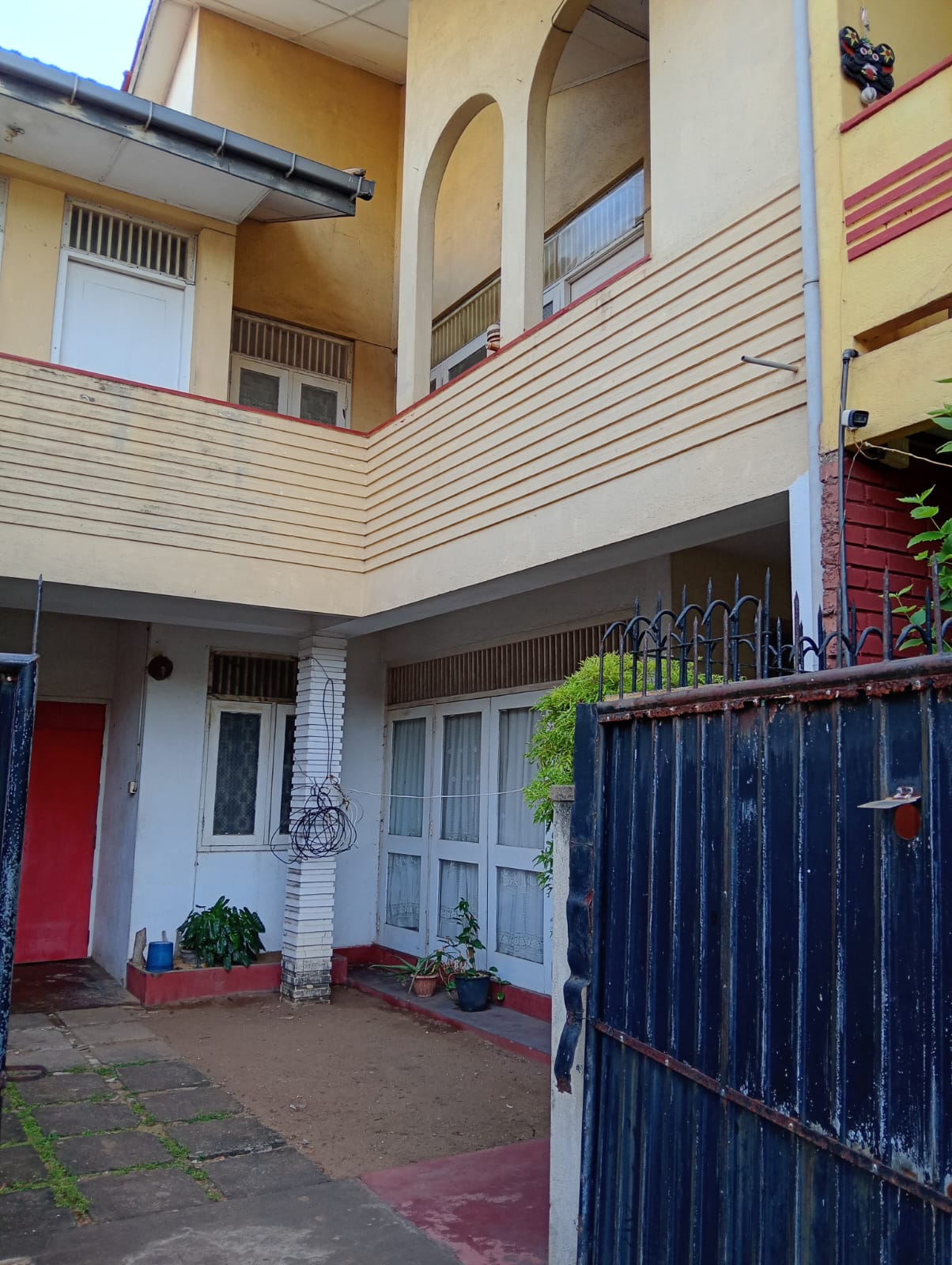 House for Sale – Colombo 4 Seaside