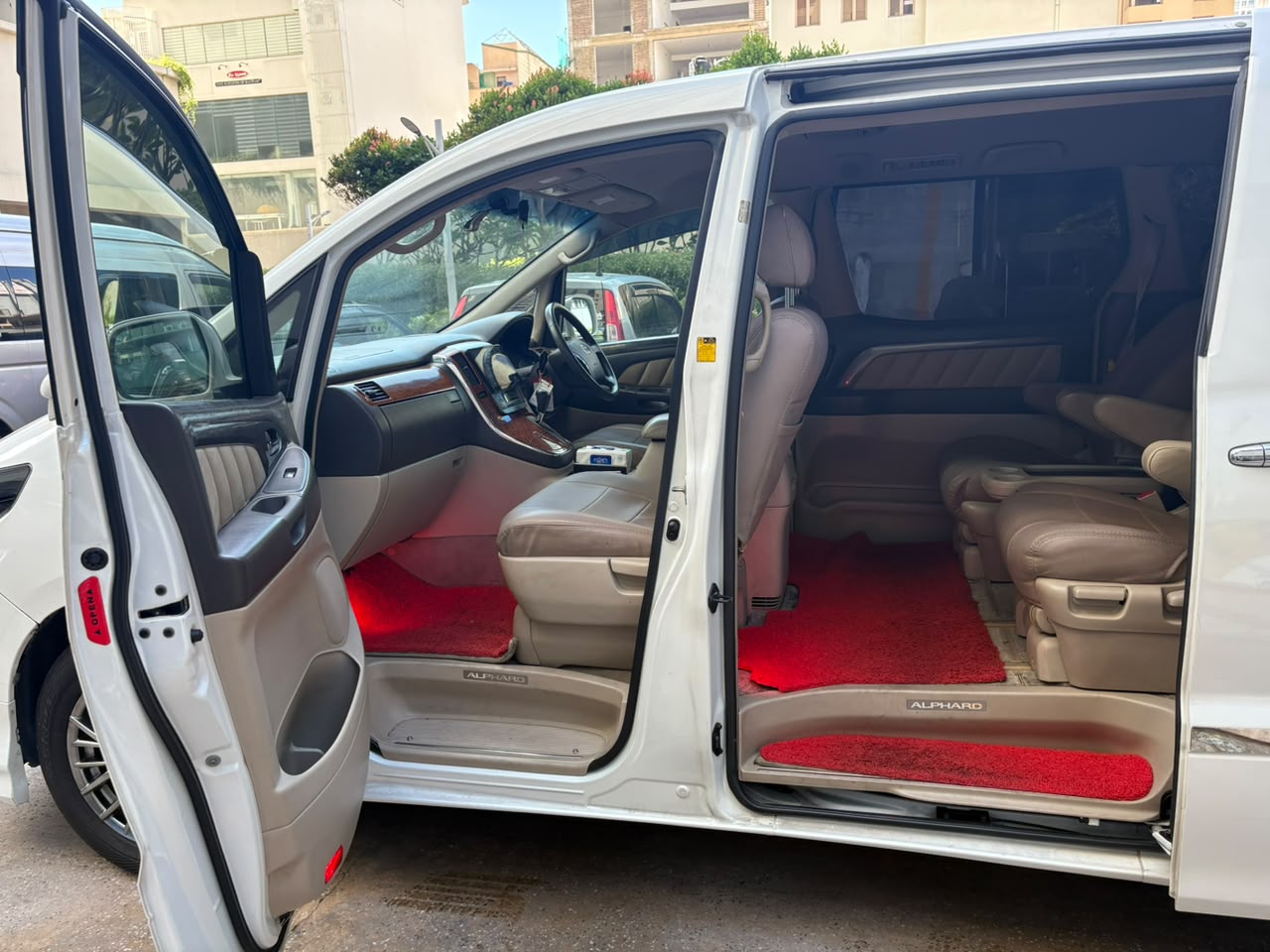 Toyota 2011 Alphard