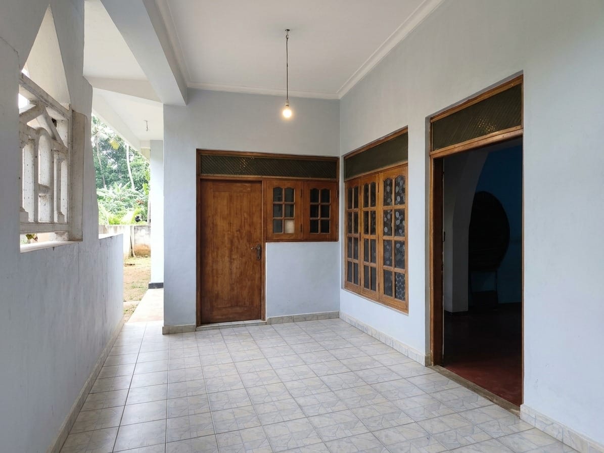 Furnished 7bdrm House in Kandy, Pilimathalawa for sale