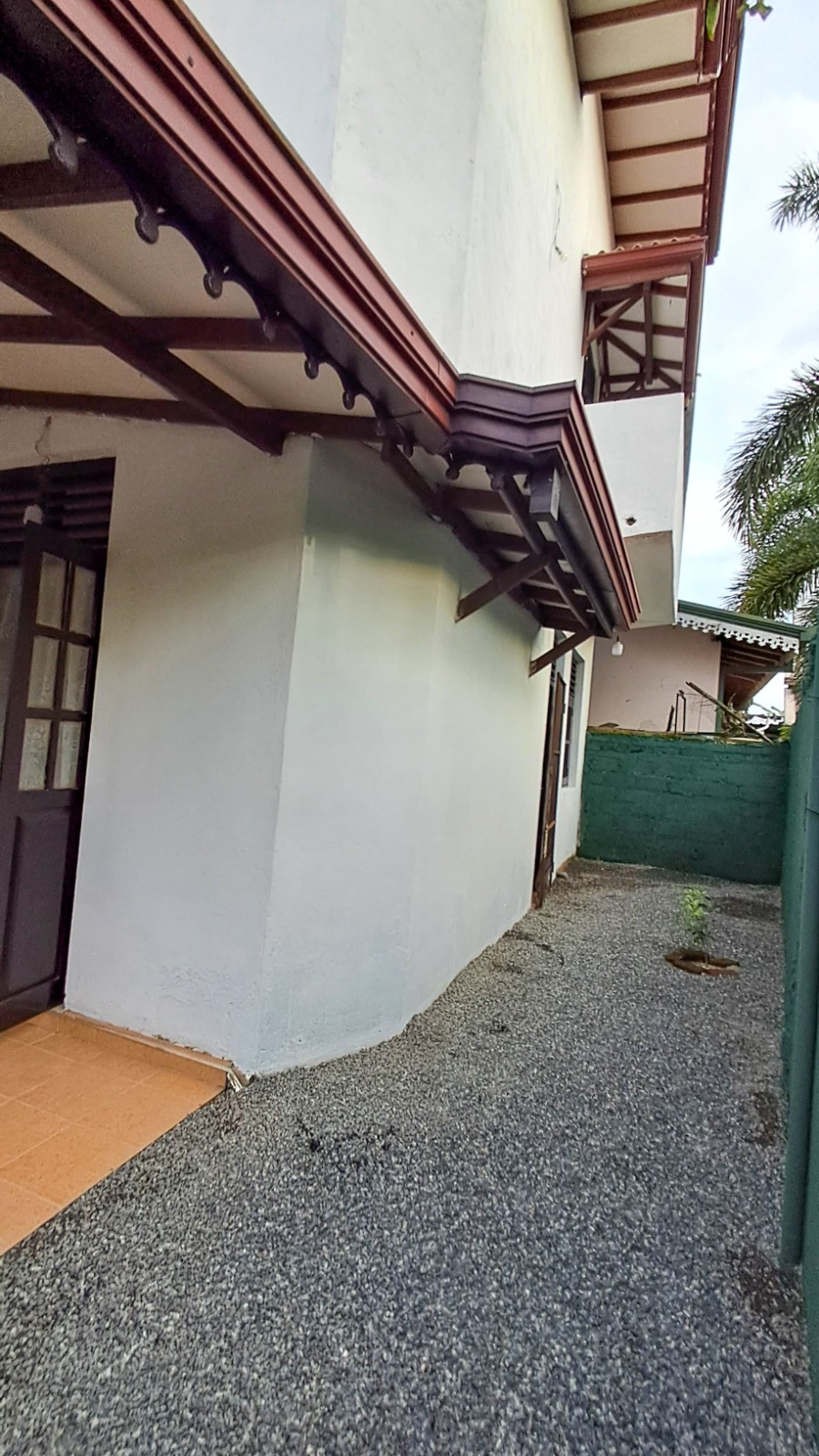 FULLY COMPLETED 2-STORY HOUSE FOR SALE IN JA-ELA TOWN