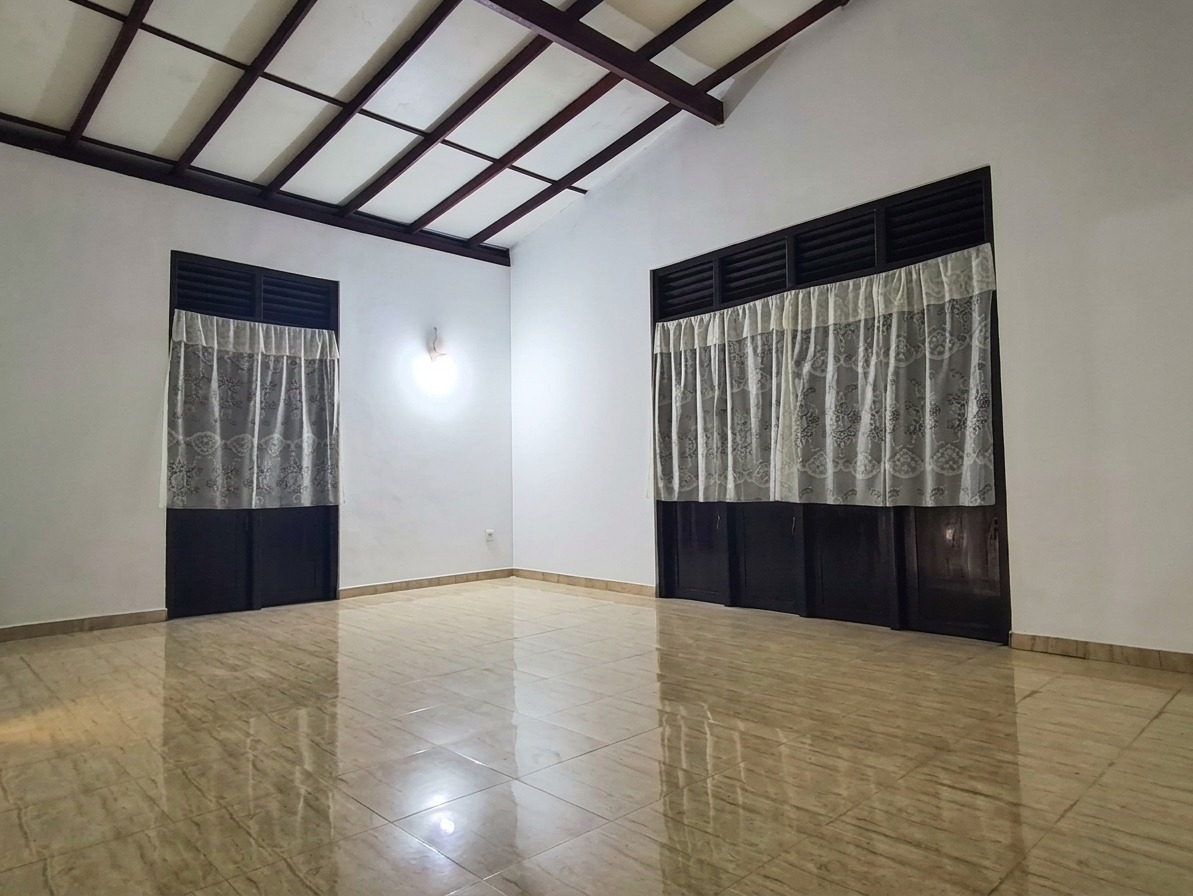 FULLY COMPLETED 2-STORY HOUSE FOR SALE IN JA-ELA TOWN