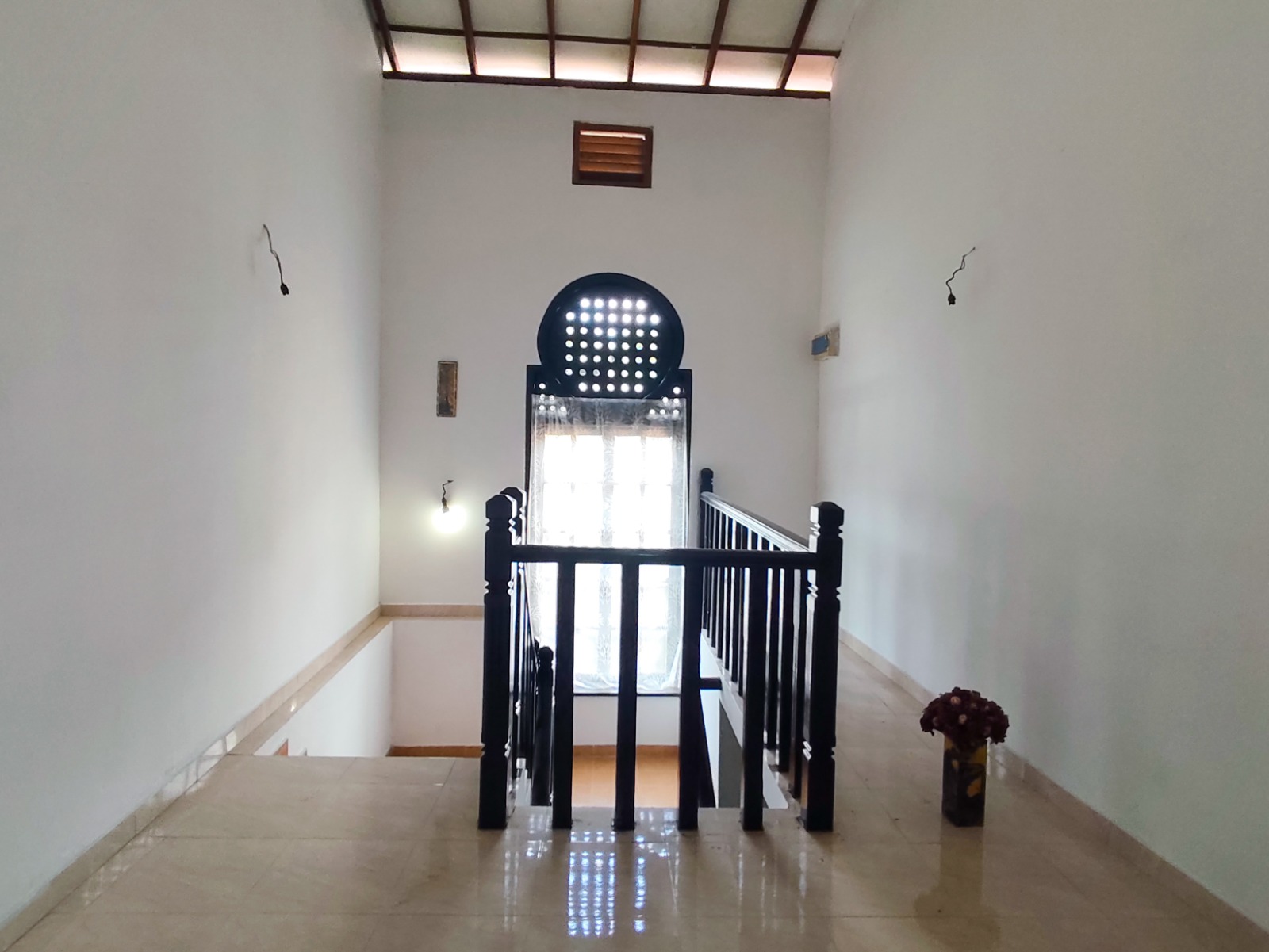 FULLY COMPLETED 2-STORY HOUSE FOR SALE IN JA-ELA TOWN