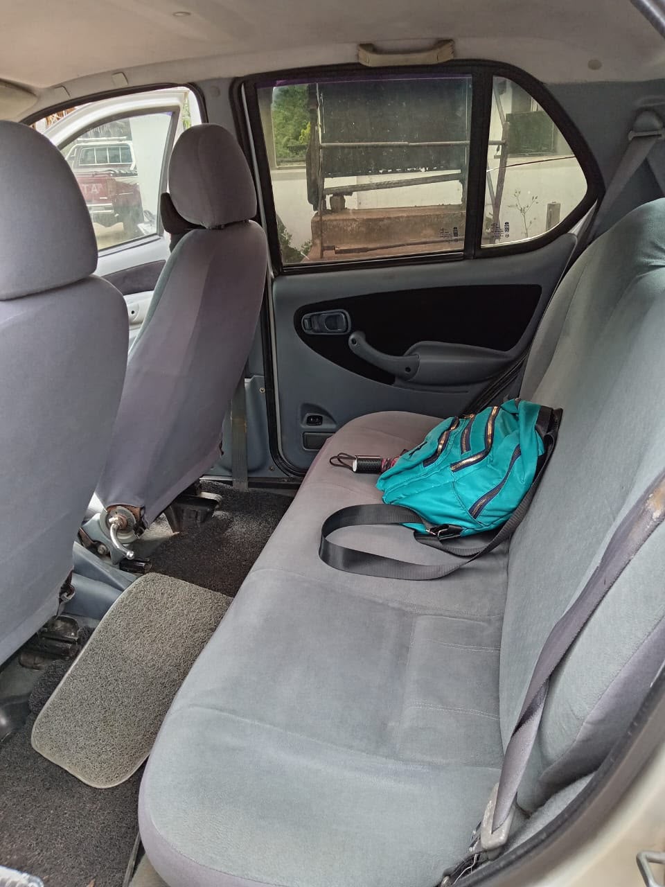 Tata Indica 2004