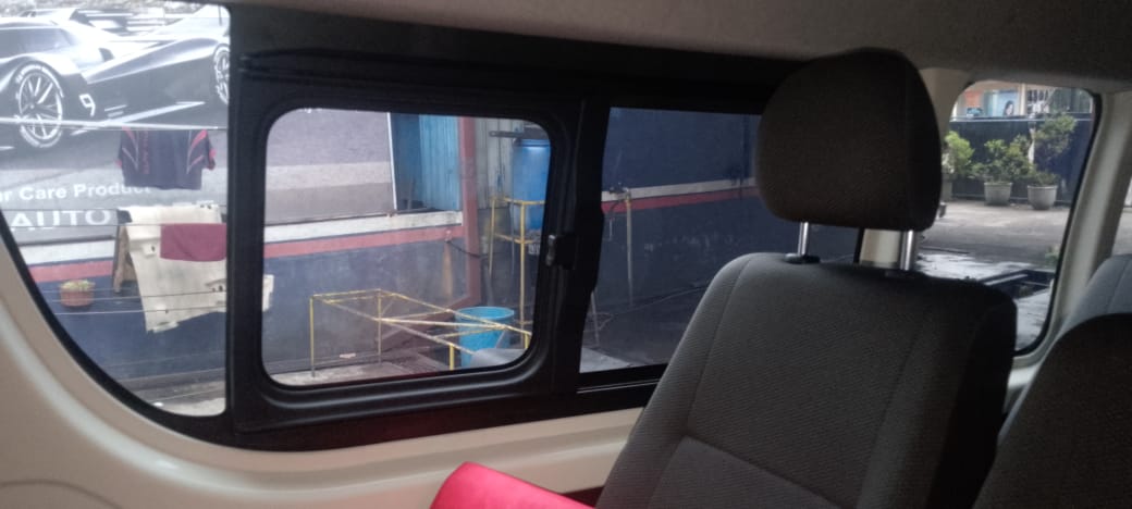 TOYOTA HIACE 2025 FOR SALE IN COLOMBO 10