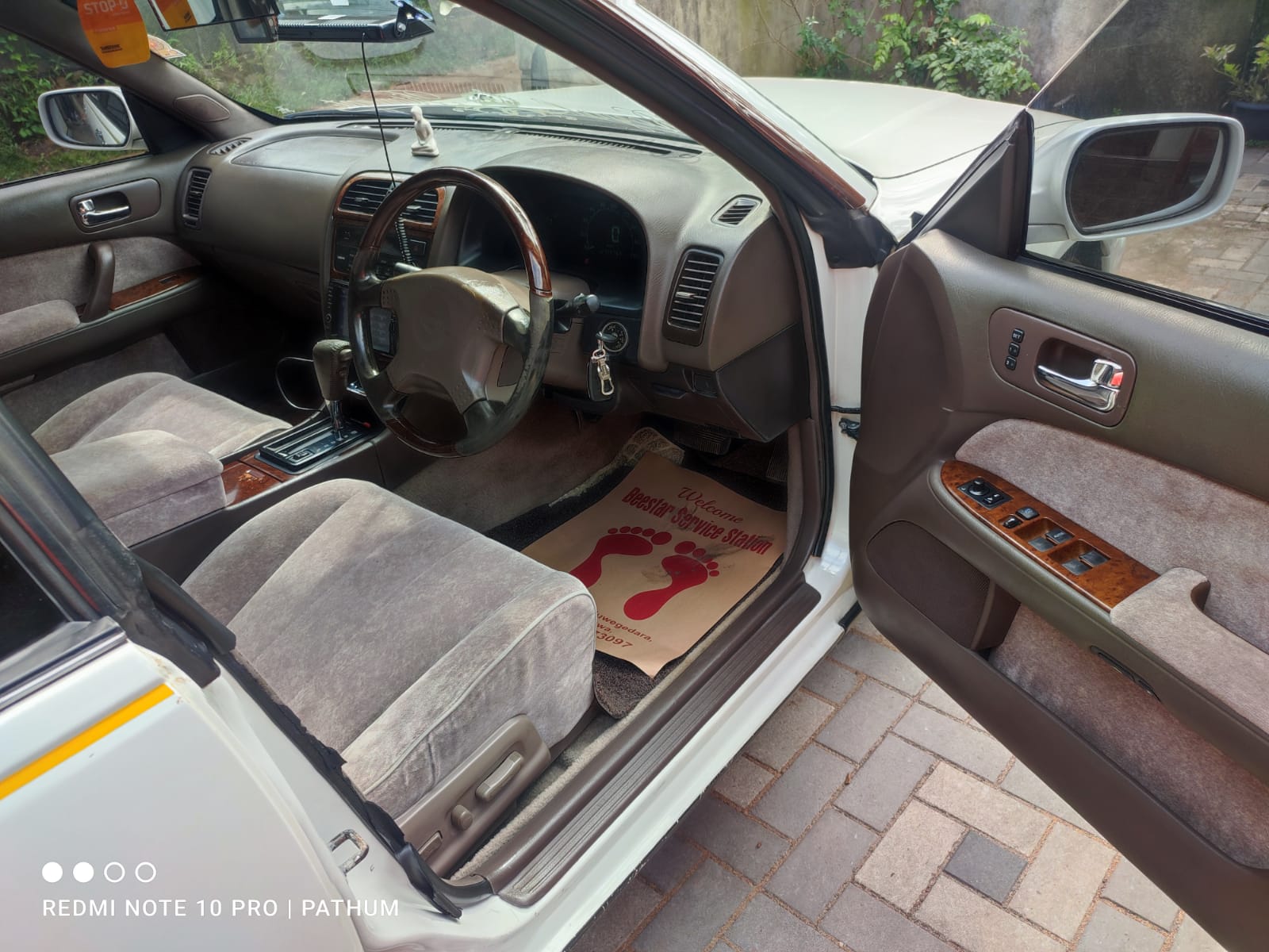 Nissan Cedric 1996