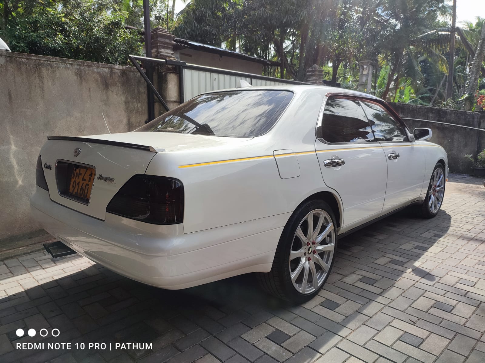Nissan Cedric 1996