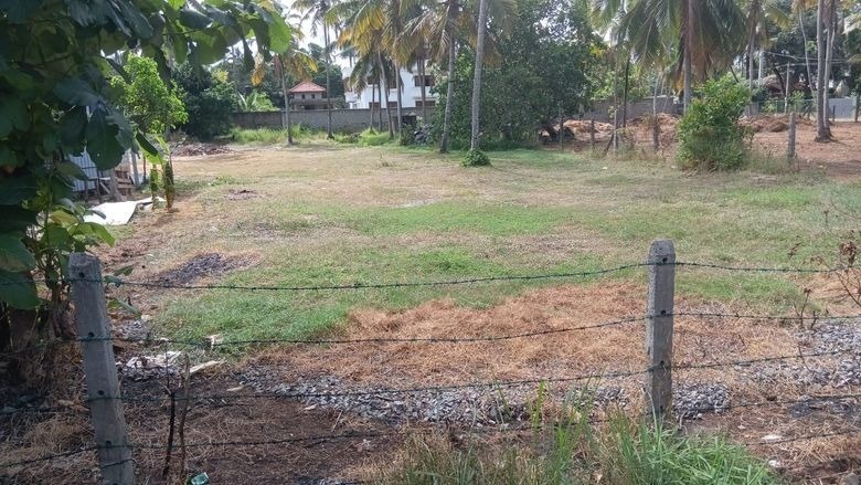 40 Perches Land Amandoluwa,seeduwa