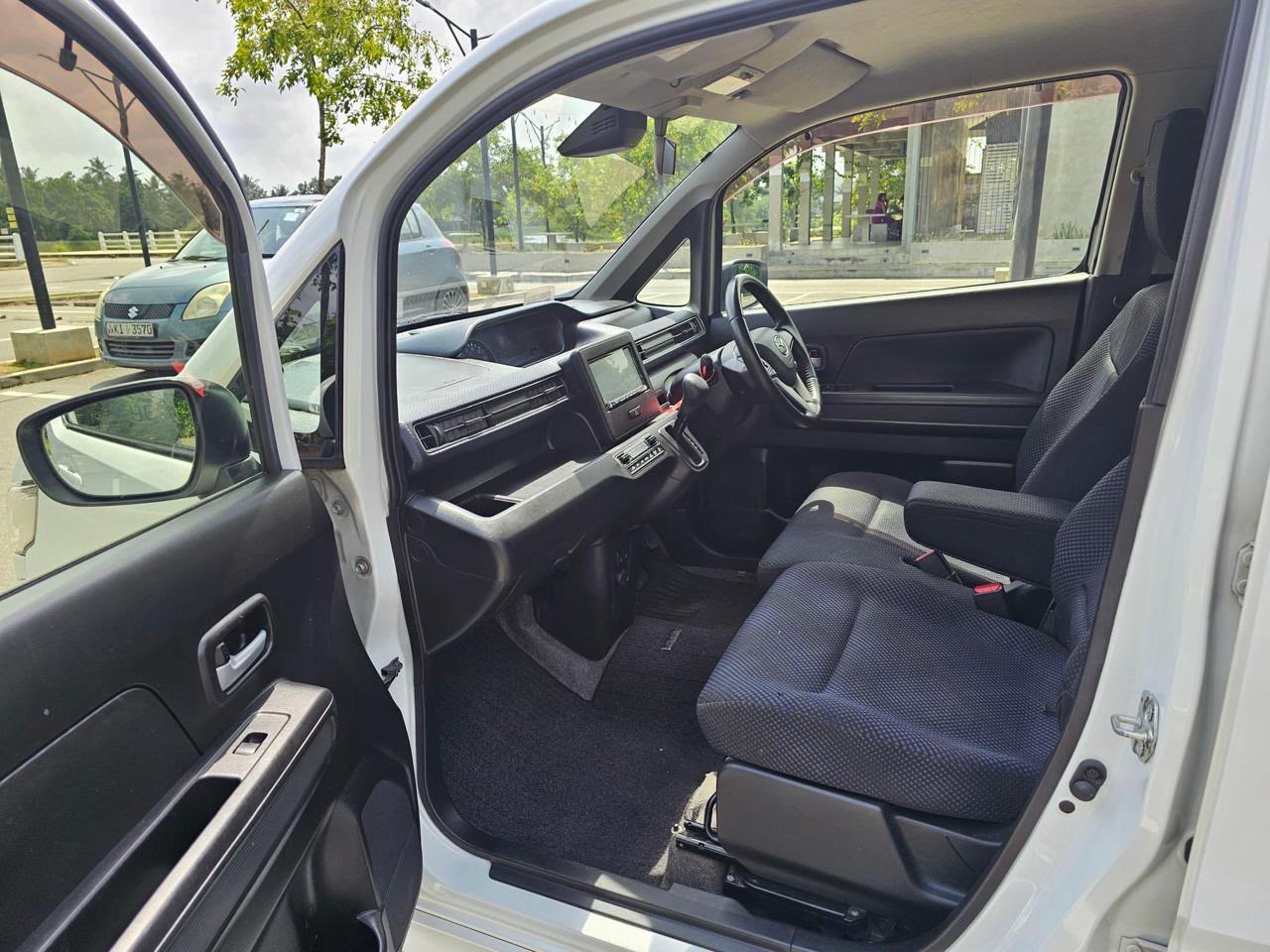 Mazda Flair 2018