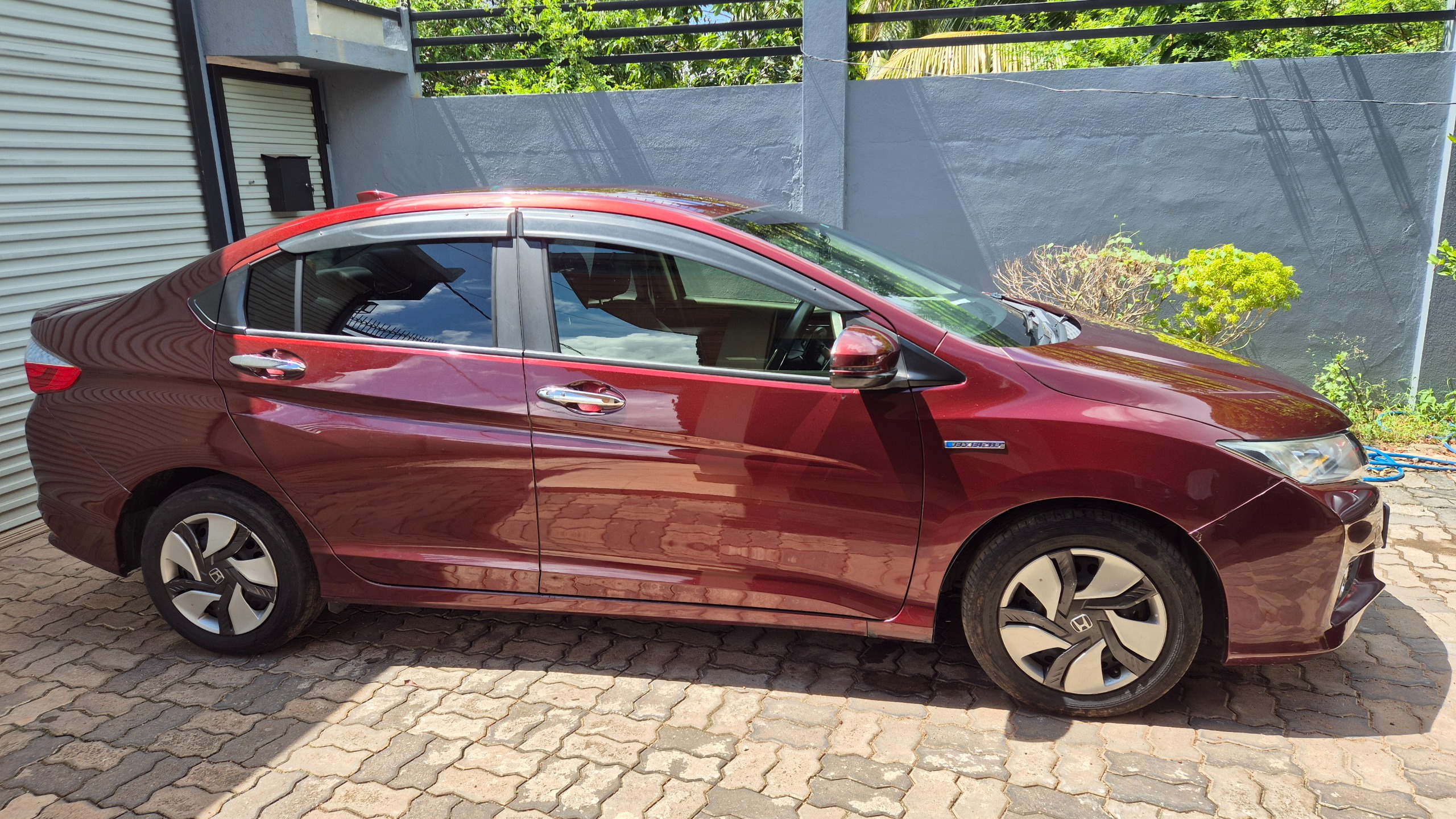 Honda Grace 2014
