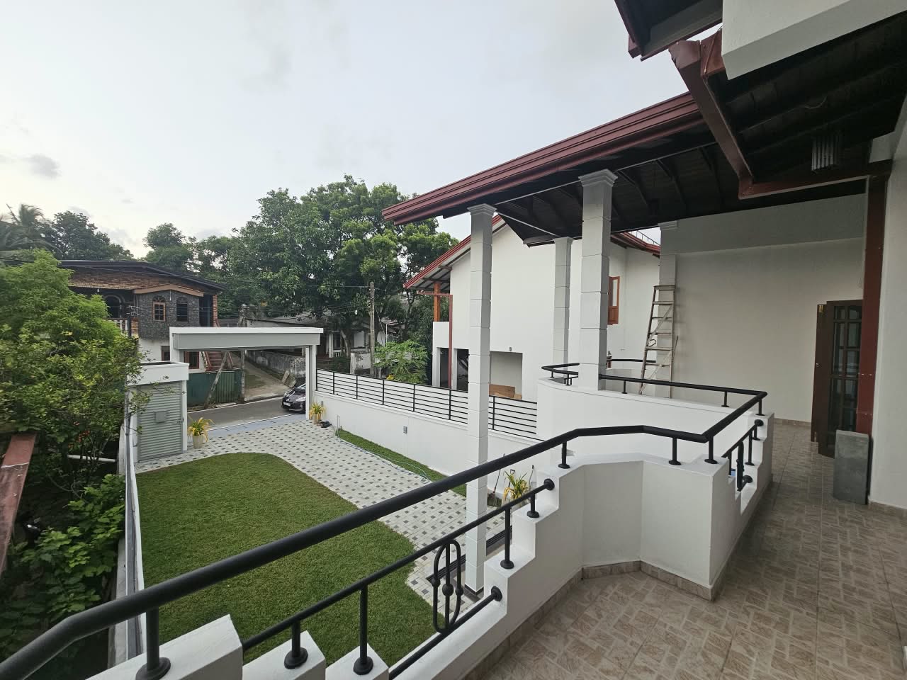 Modernized 2 Storey House for Sale in Bokundara, Piliyandala