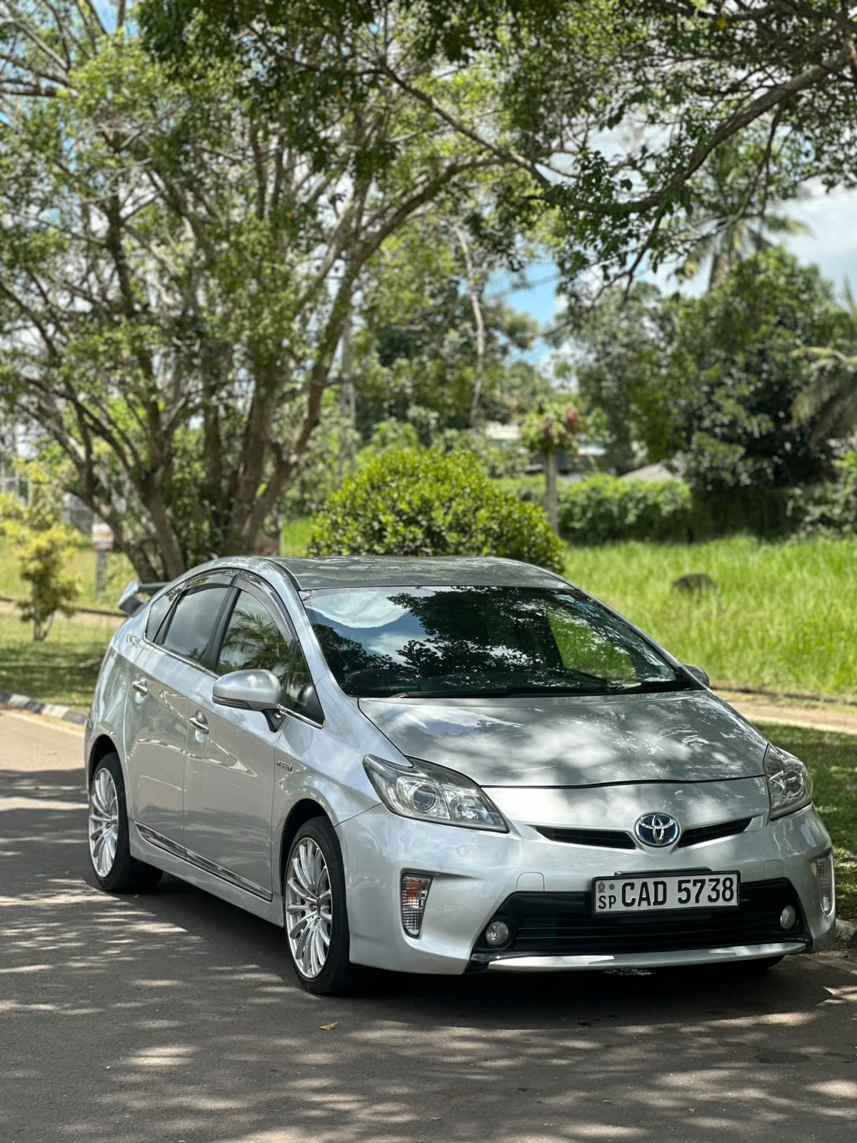 TOYOTA PRIUS 2013