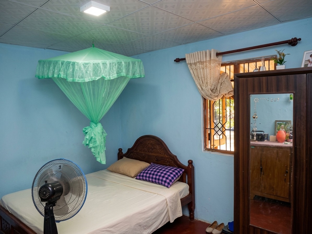 Land with House for Sale Higurakgoda