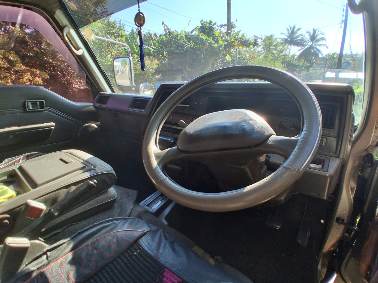 Nissan Caravan 1995