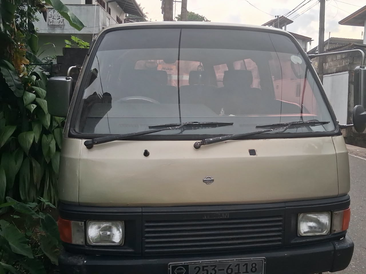 Nissan Caravan 1995