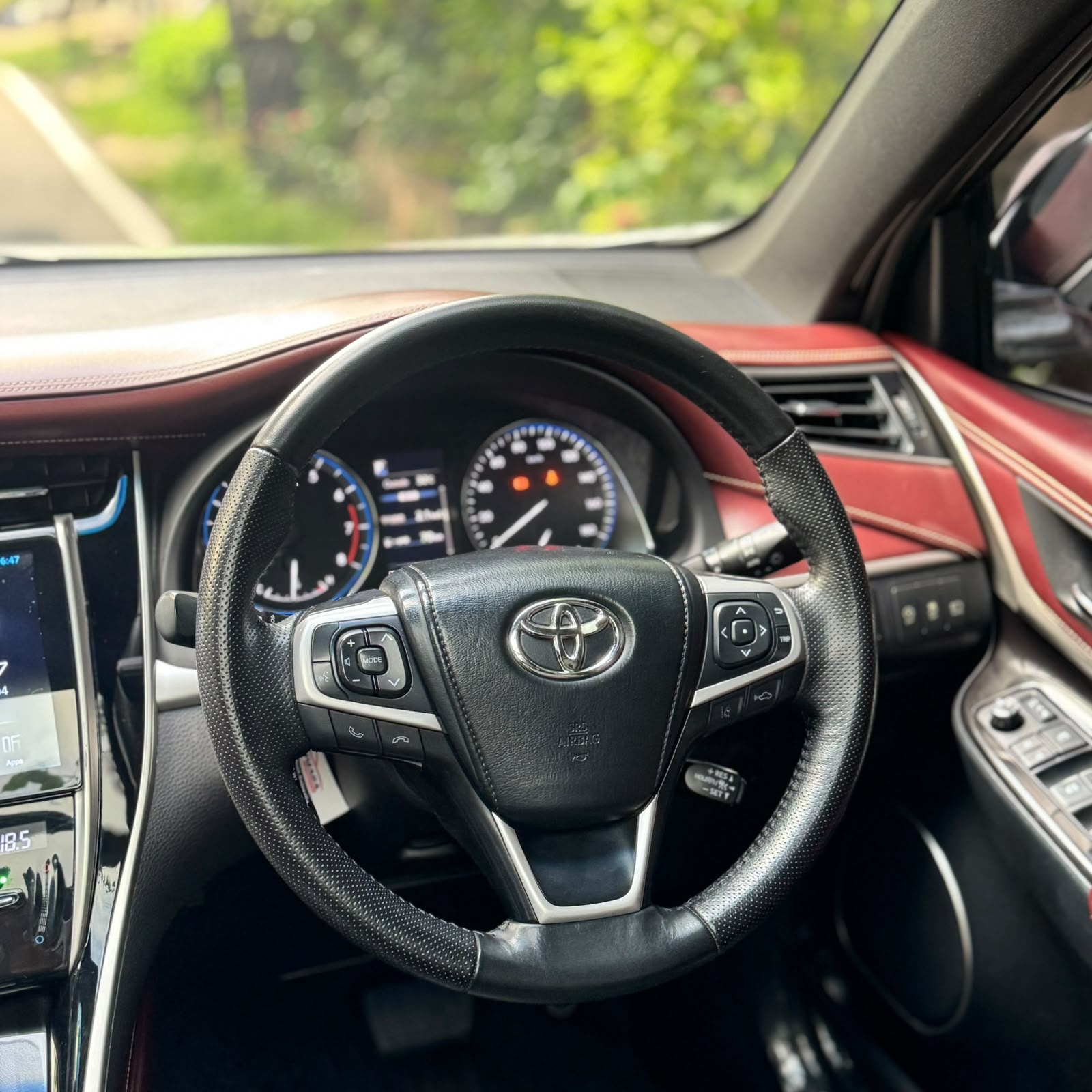 Toyota Harrier 2017