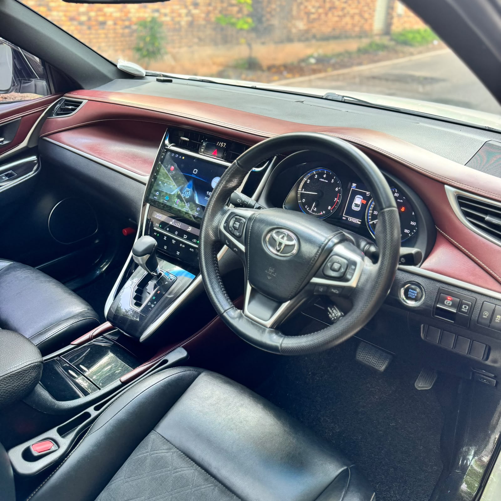 Toyota Harrier 2017