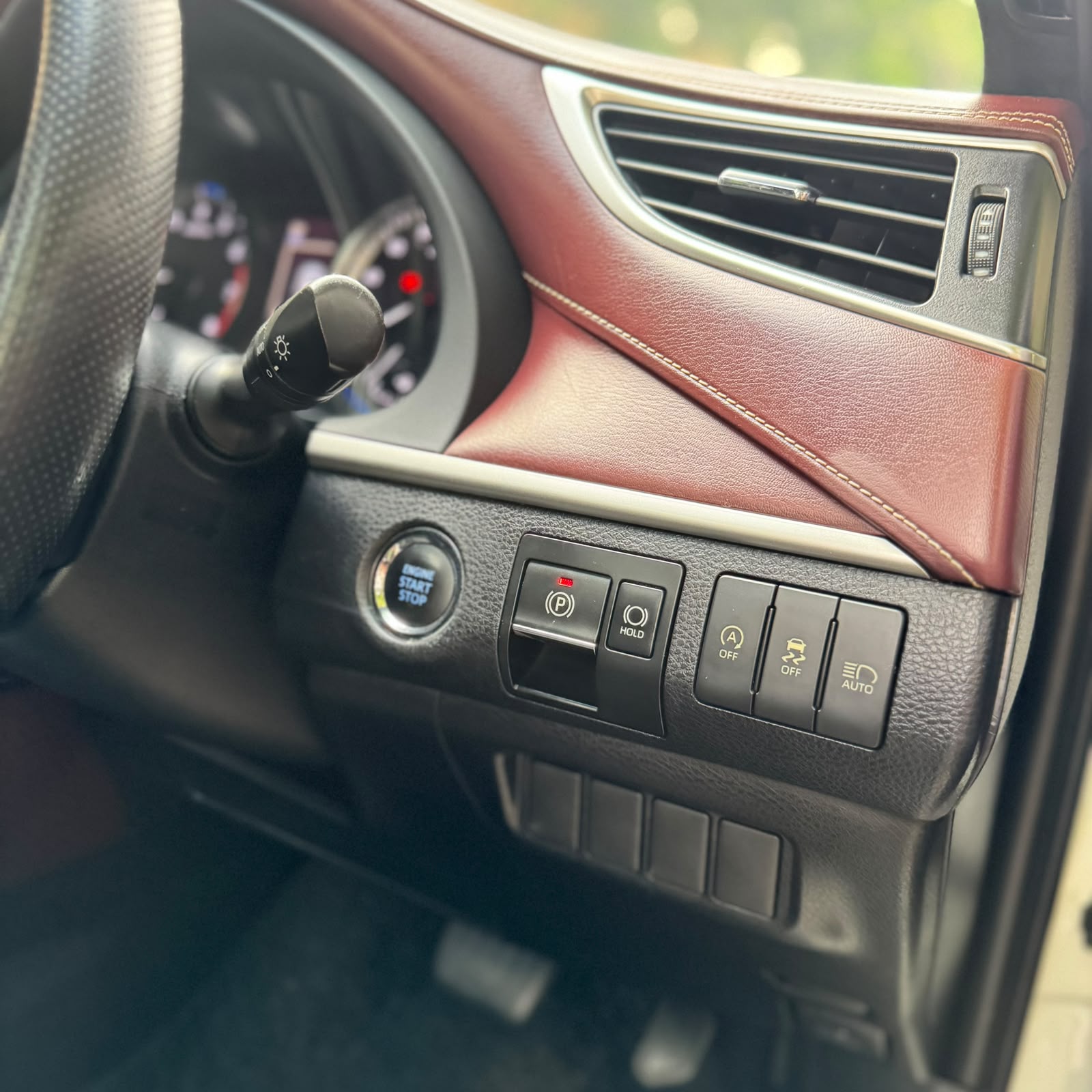 Toyota Harrier 2017
