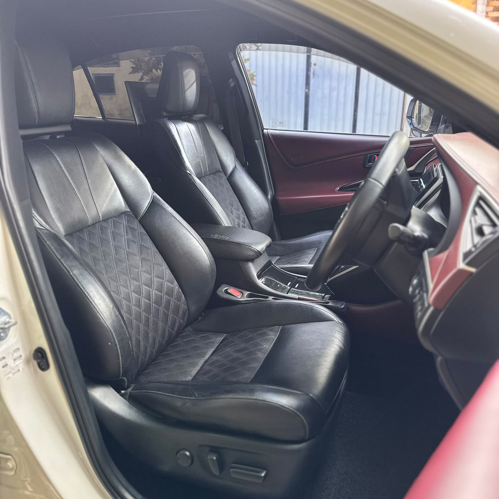 Toyota Harrier 2017