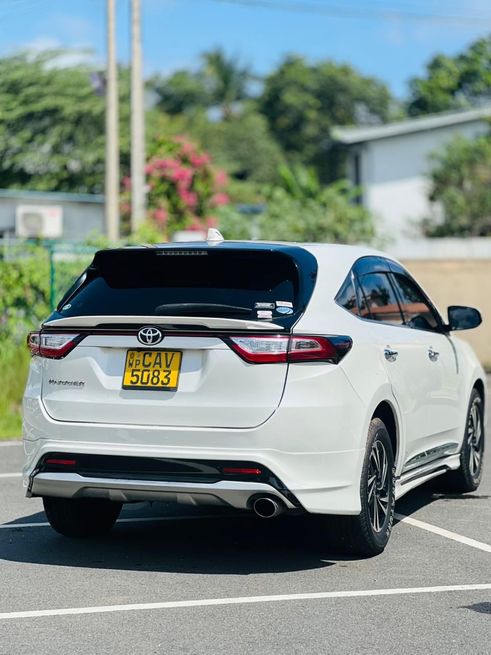 Toyota Harrier 2017