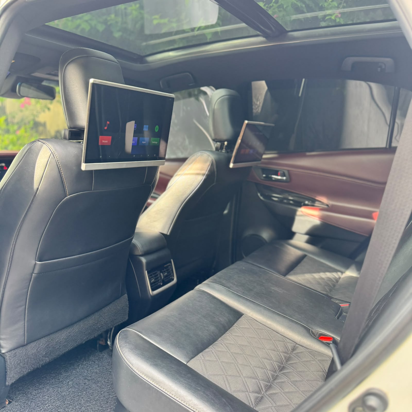 Toyota Harrier 2017