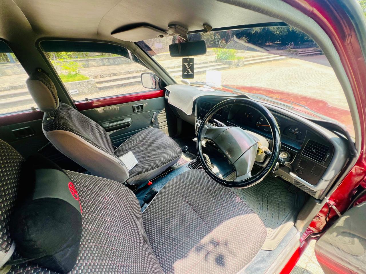 Toyota Hilux 1990