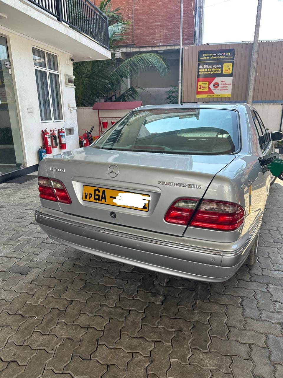 Mercedes Benz E200 Facelift 2000