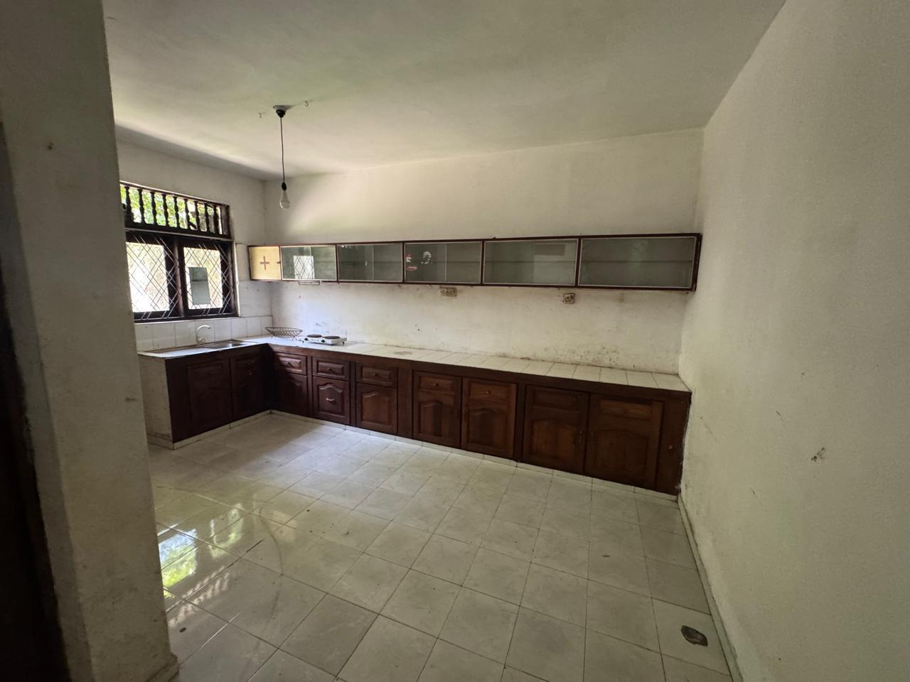 House with Valuable Land for Sale in Kotte
