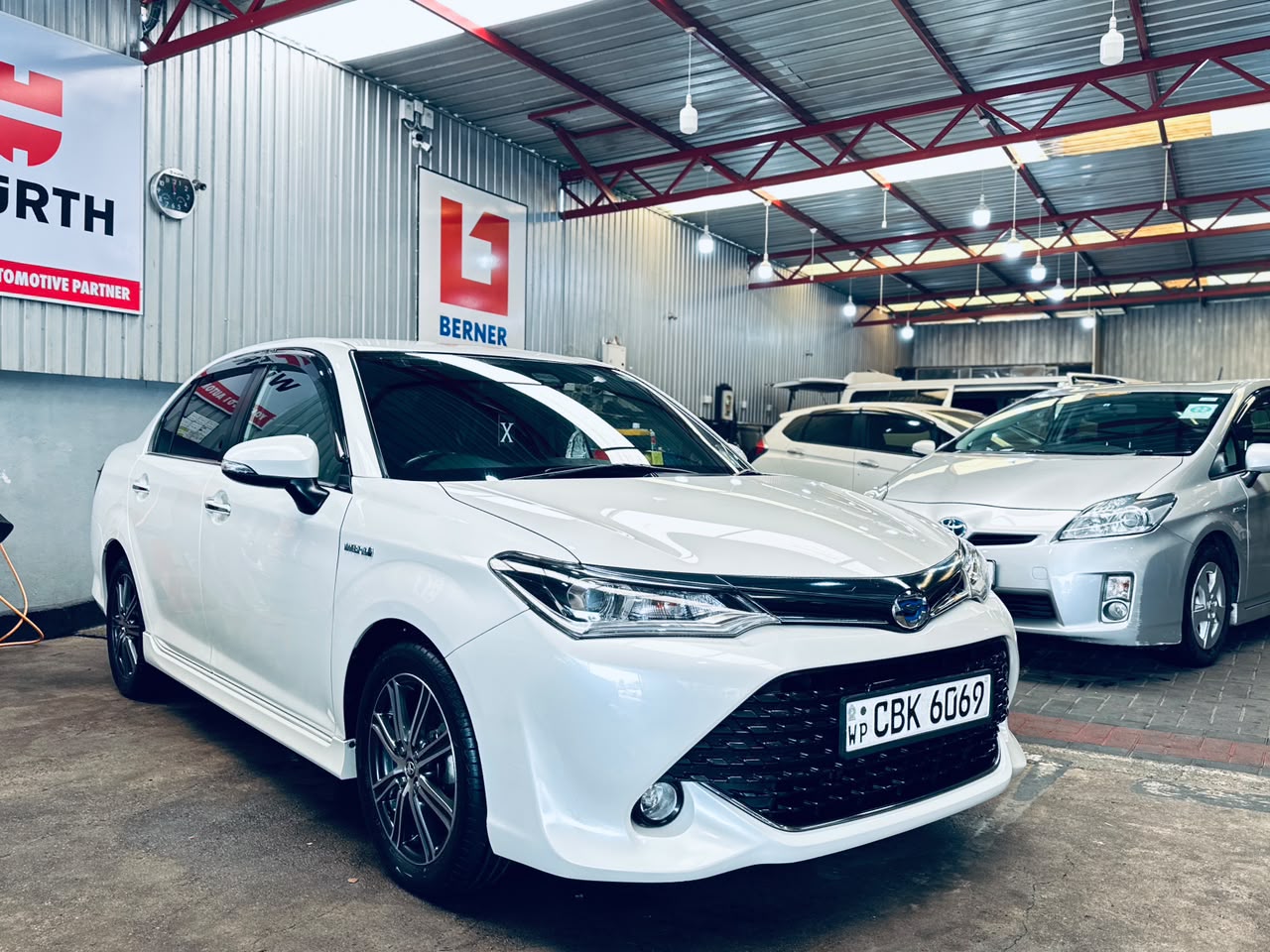 Toyota Axio Wxb 2017