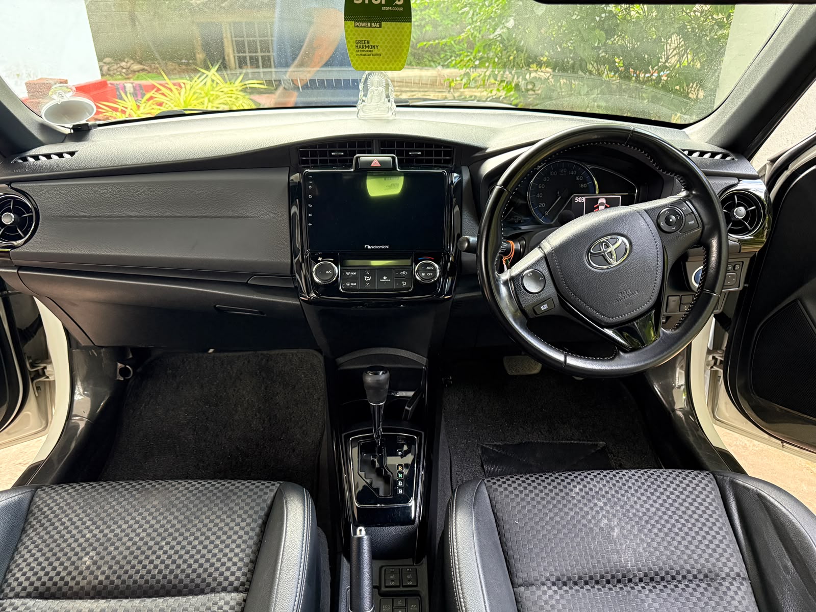 Toyota Axio Wxb 2017
