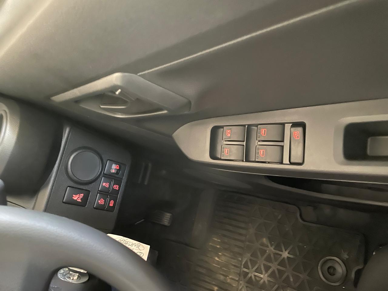 Daihatsu Mira 2025