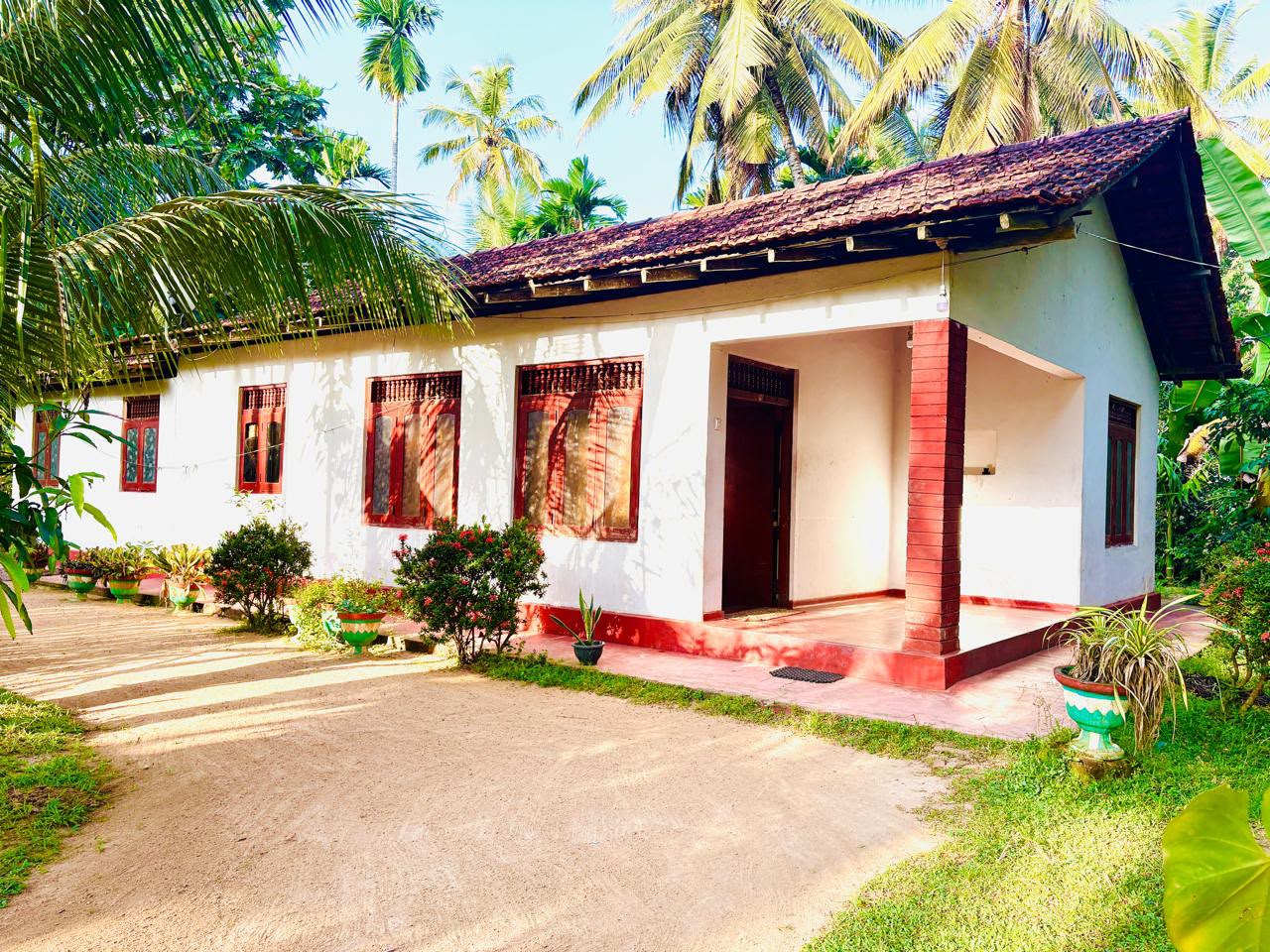 3-Bedroom House with 145 Perches of Land for Sale – Kuliyapitiya