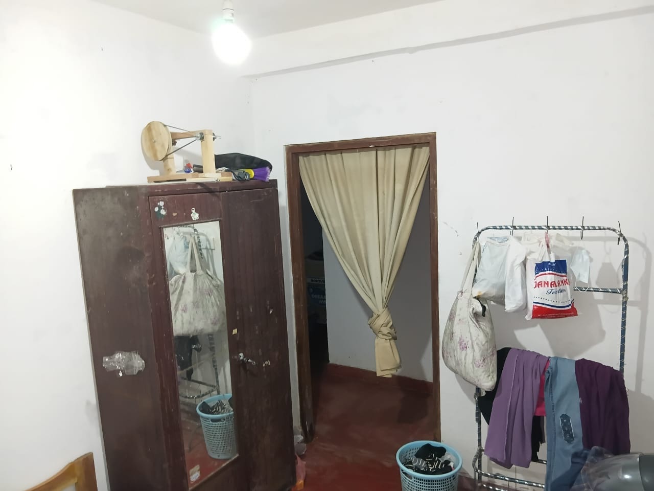 නිවස විකිණීමට – නාවලපිටිය