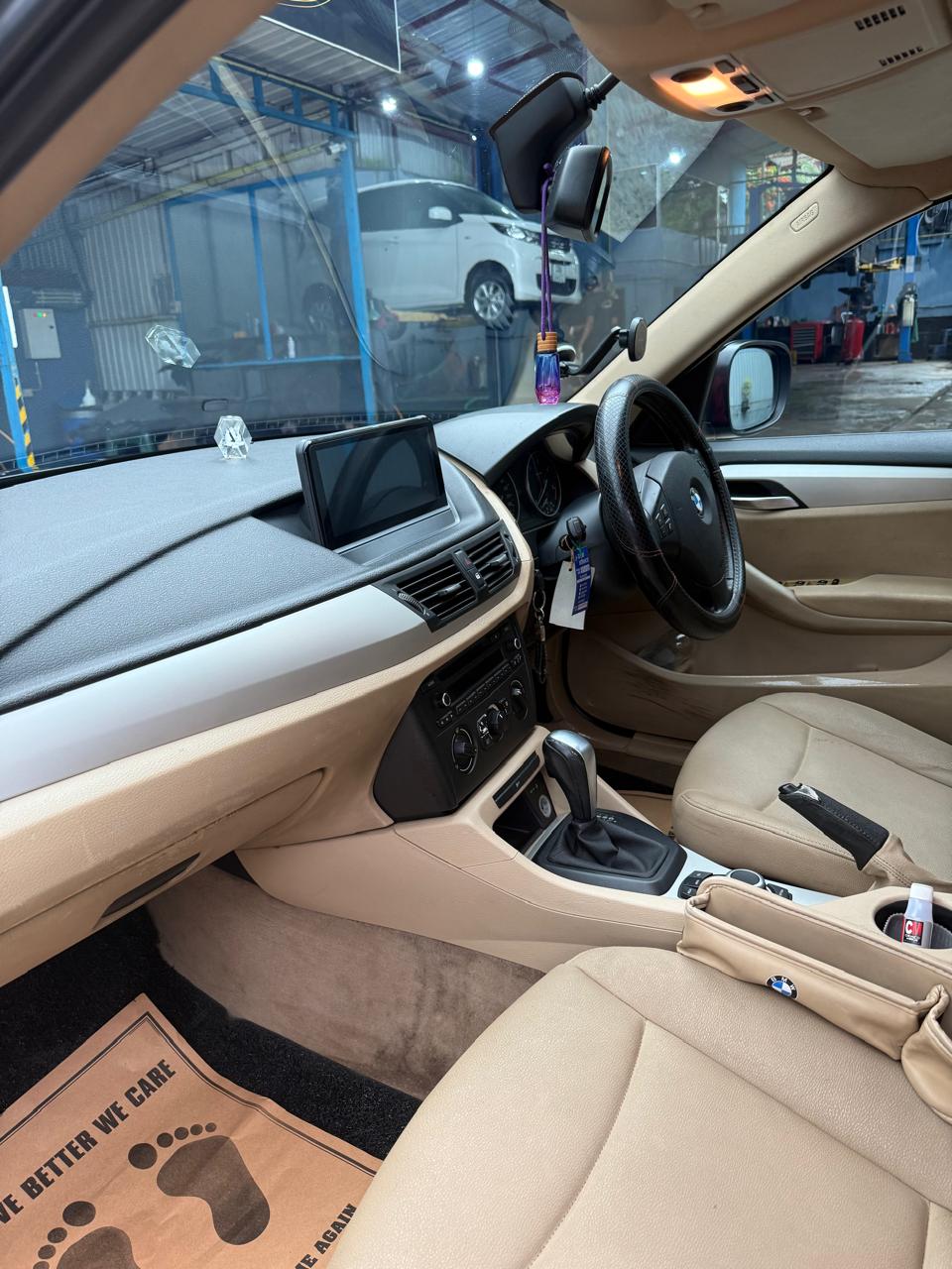 BMW X1 2011