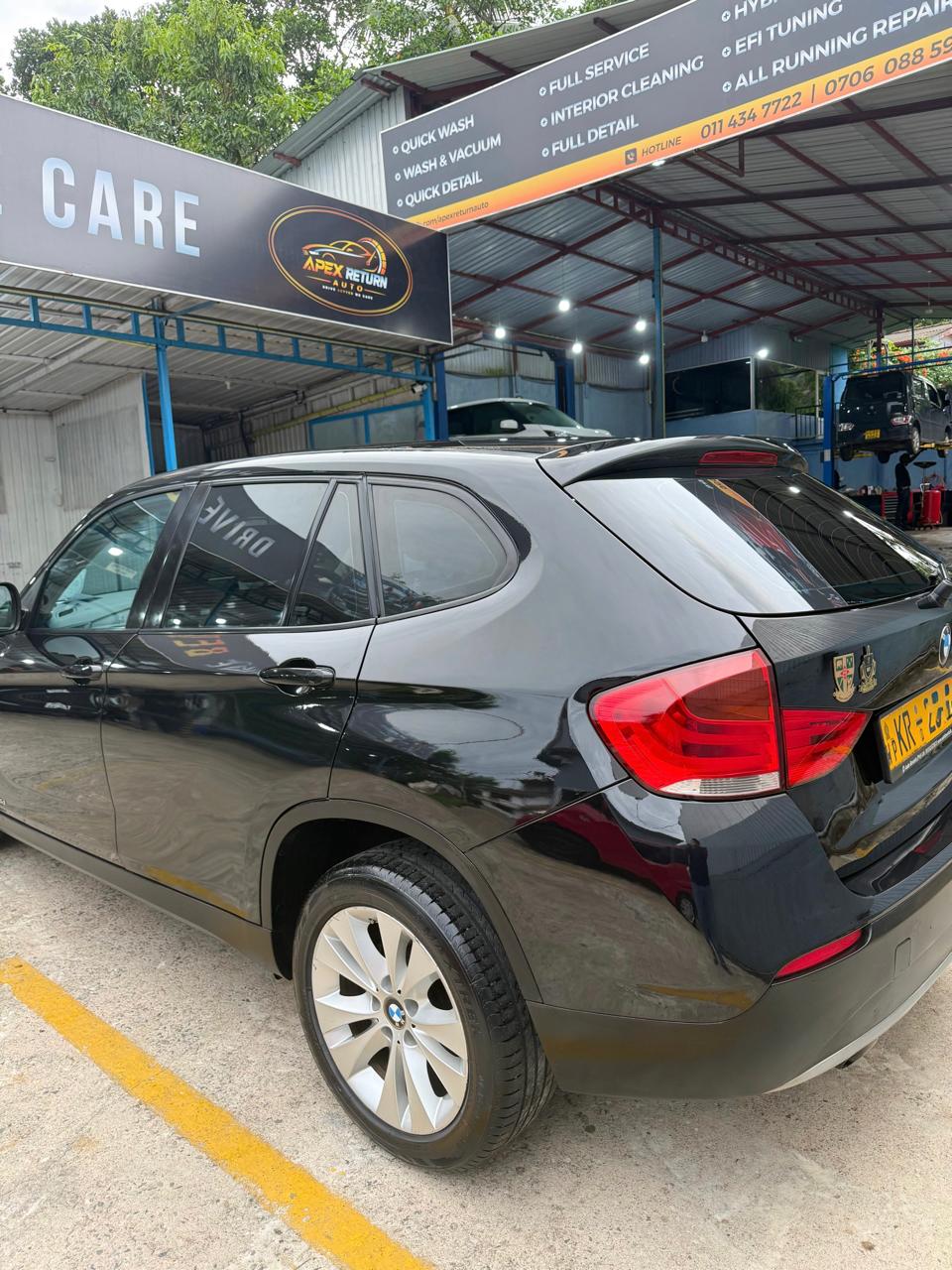 BMW X1 2011