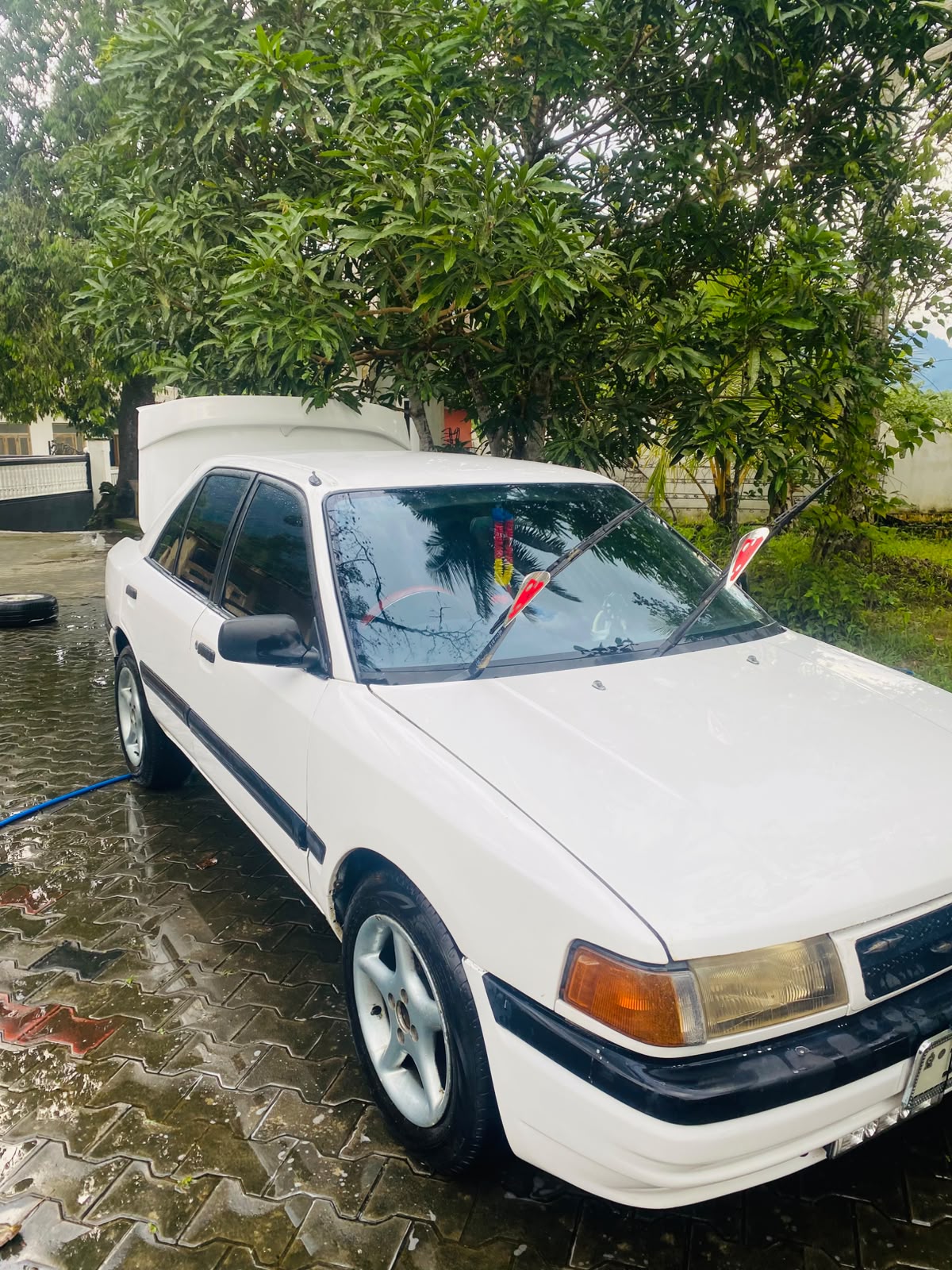Mazda 3 1989