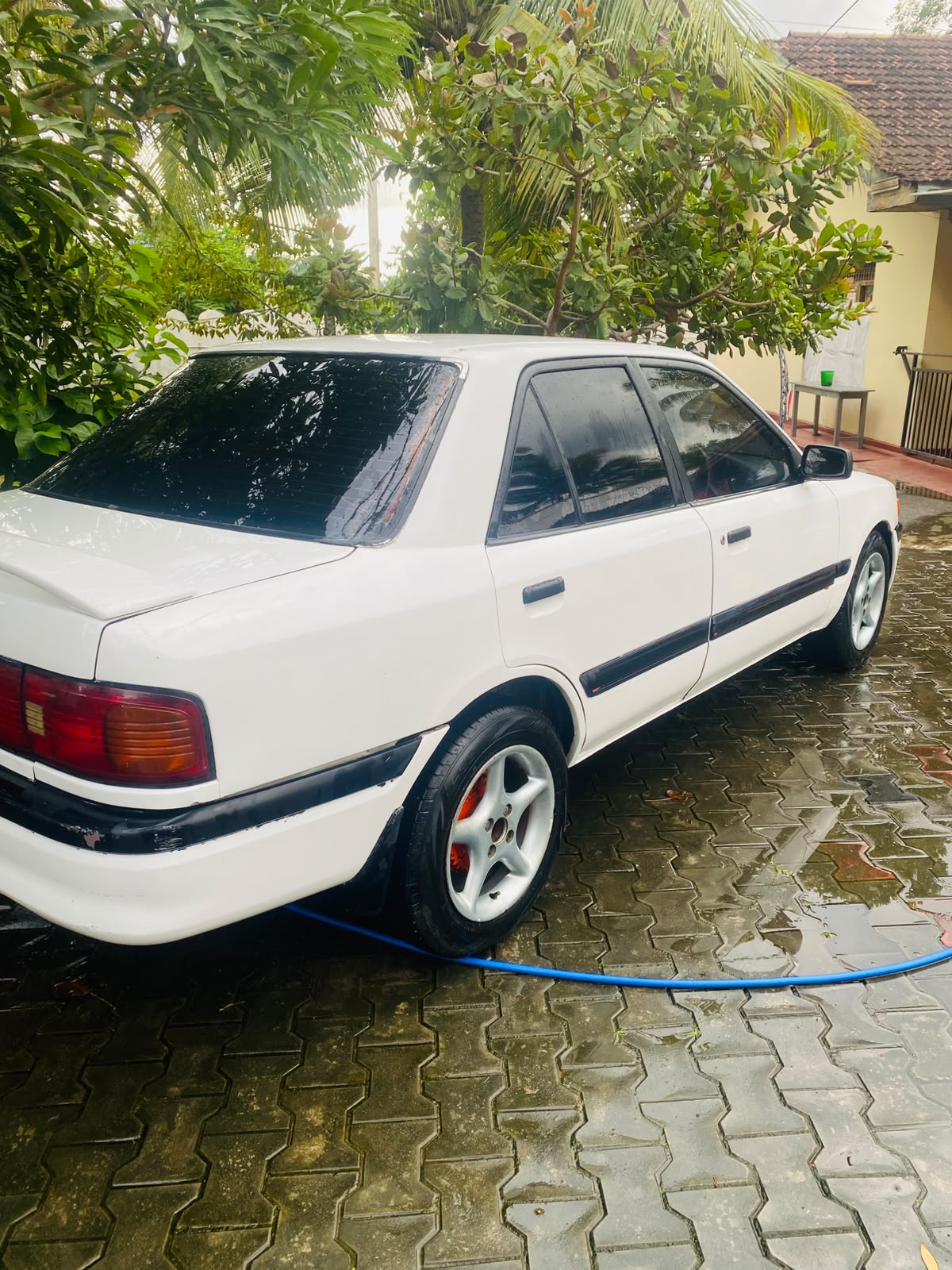 Mazda 3 1989