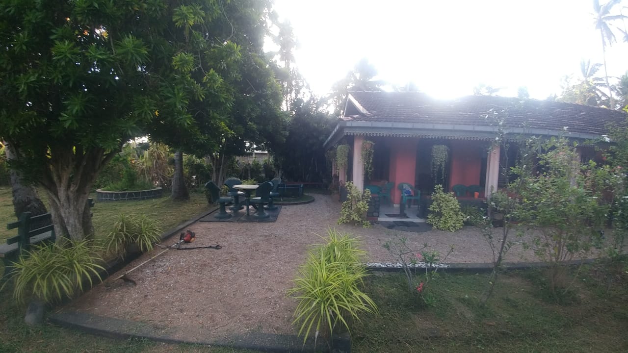Land with House for Sale Pamunugama