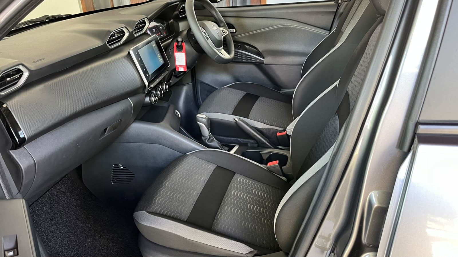 Nissan Magnite N Connecta CVT Turbo 2025