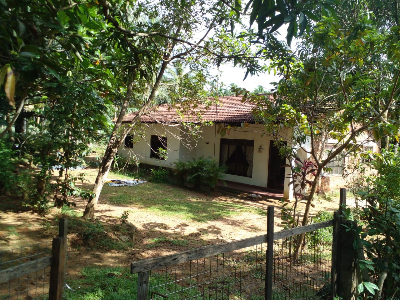 කඩවත, කිරිල්ලවල නිවසක් විකිණීමට
