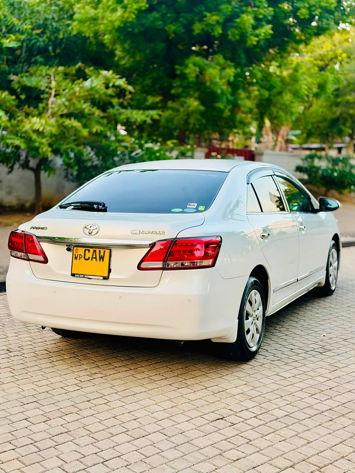 Toyota Premio G Superior 2017