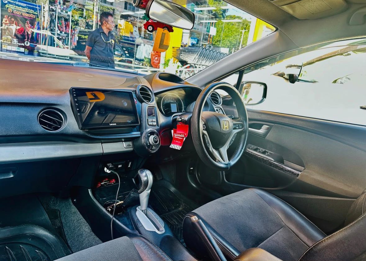 Honda Insight ZE3 2012
