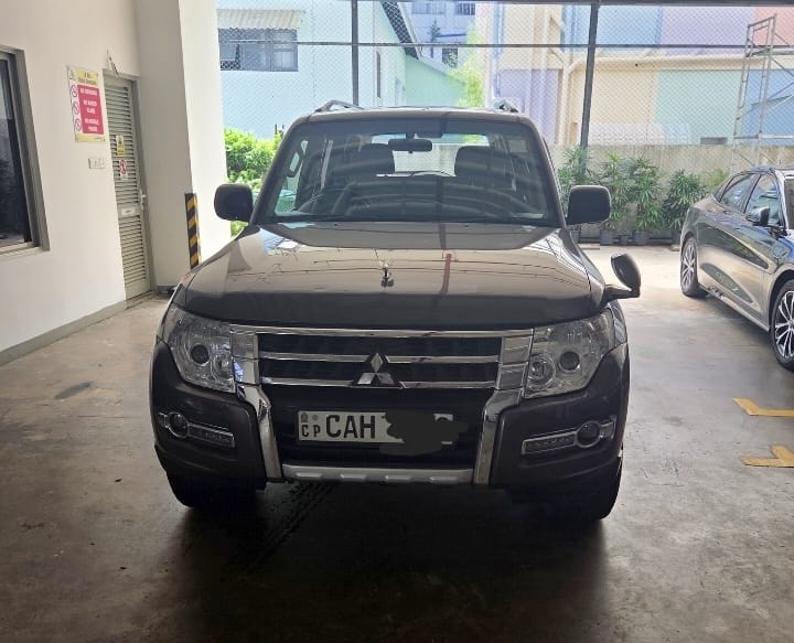 Mitsubishi Montero 2015