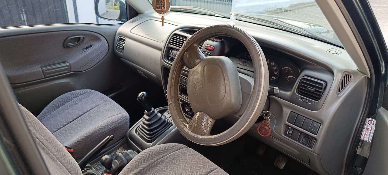 Suzuki Grand Vitara 2000