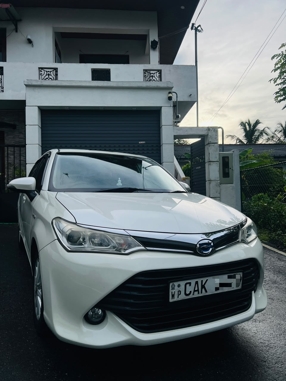 Toyota Axio 2015