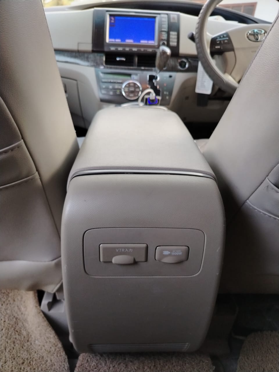 Toyota Estima 2009