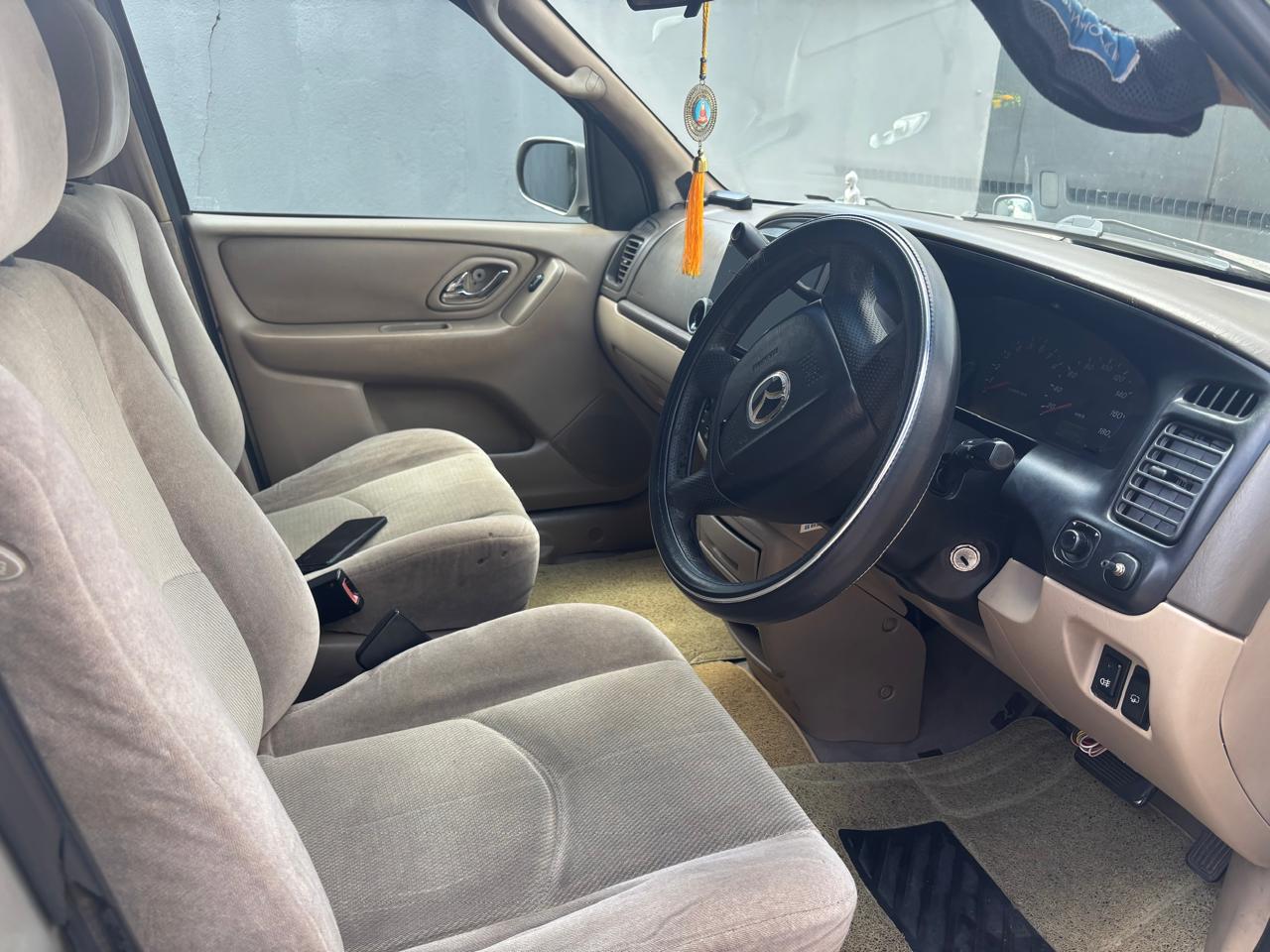 Mazda Tribute 2003