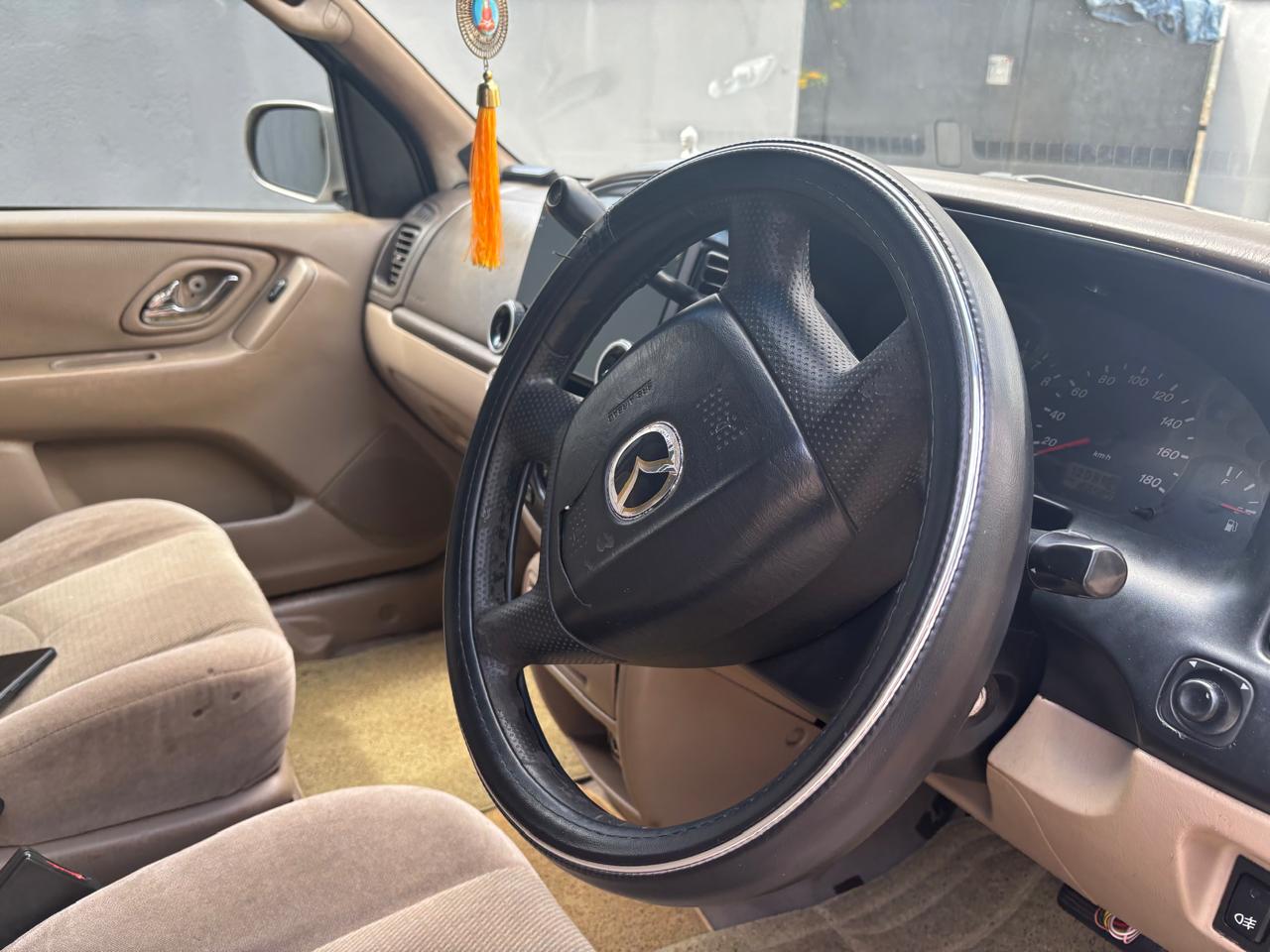 Mazda Tribute 2003